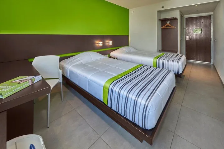 Carrusel City Express Junior by Marriott Cancún 5