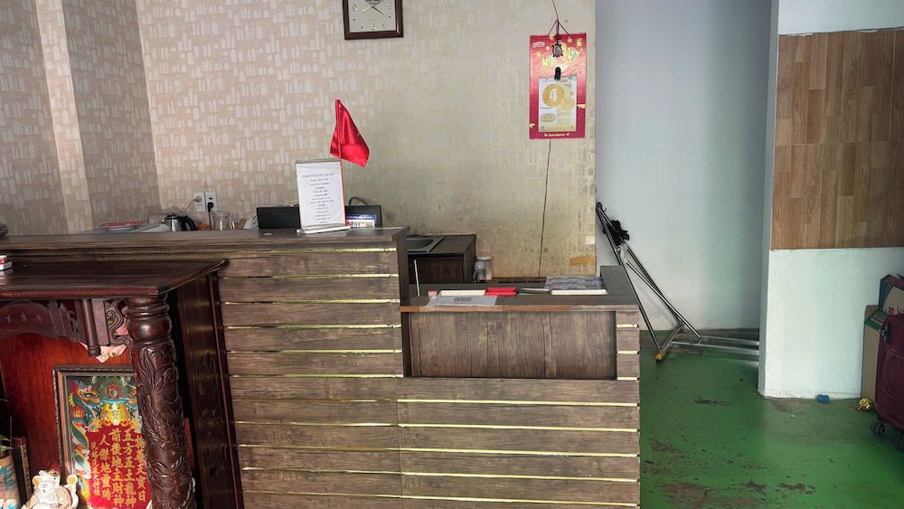 Mostrador de recepción del 95 Lam Son Hotel