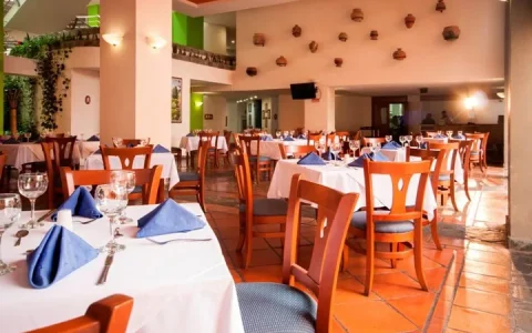 Carrusel Hoteles Armenia Hotel 4
