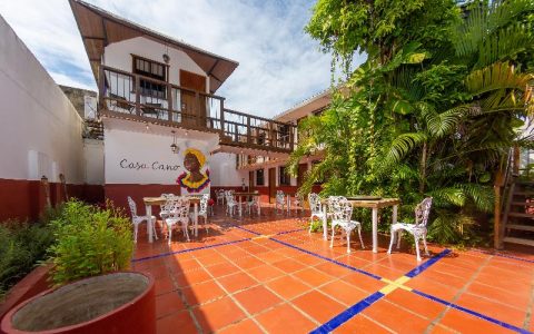 Carrusel Hoteles Ayenda Casa Cano 1805 2