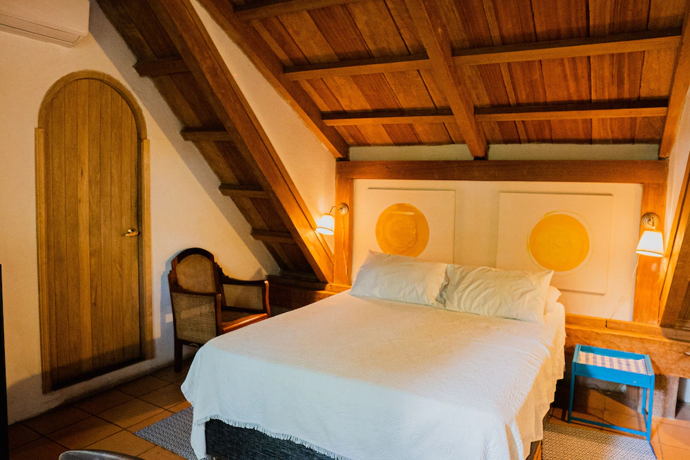 Carrusel Hoteles Casa Real del Cabrero by SOHO 4