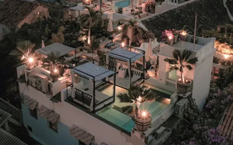 Carrusel Hoteles Casa Lola Deluxe Gallery 2