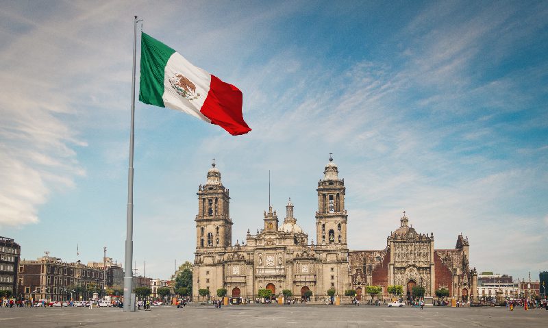 México y las mañanitas a la virgen LAC 1