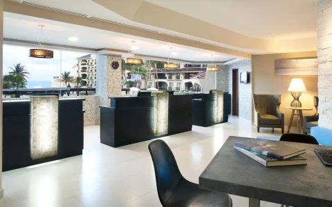 Carrusel Hoteles Emporio Cancún - with Optional All Inclusive 3