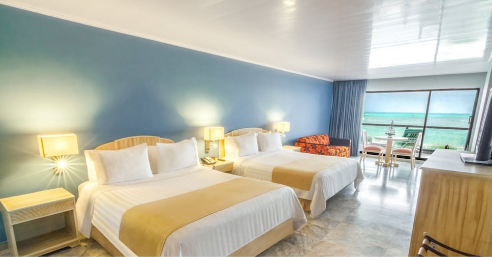 Habitación con dos camas del GHL Relax Hotel Sunrise
