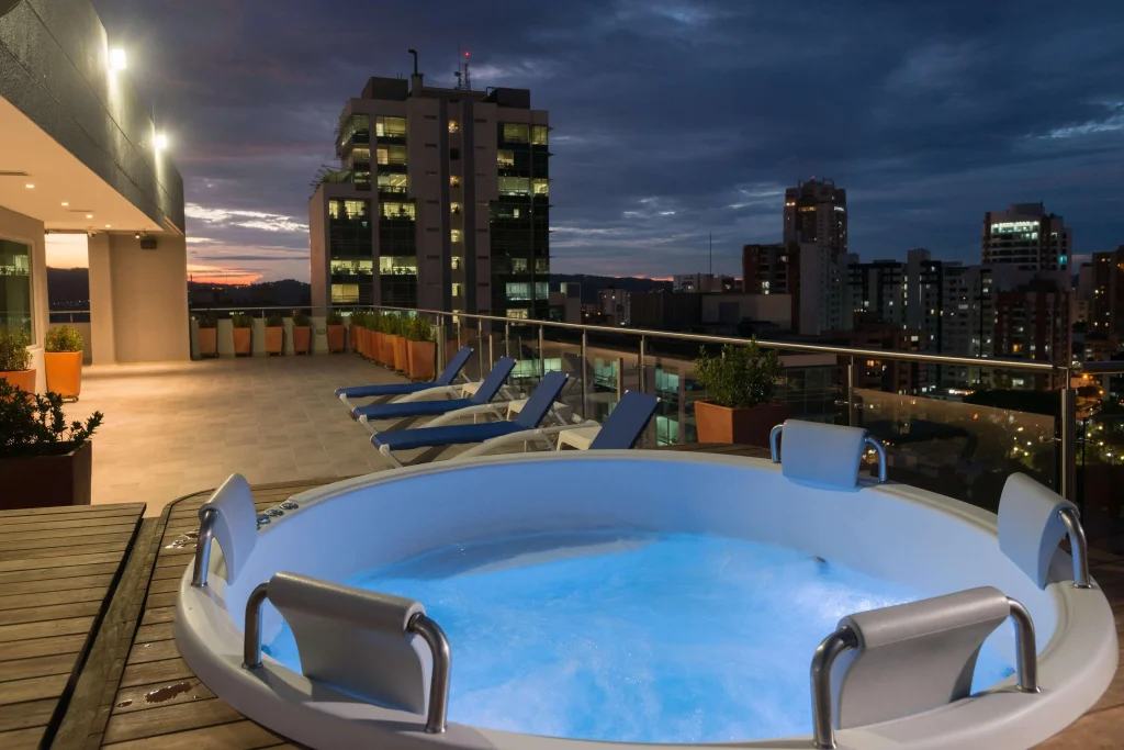 Carrusel Hoteles Hampton by Hilton Bucaramanga 4