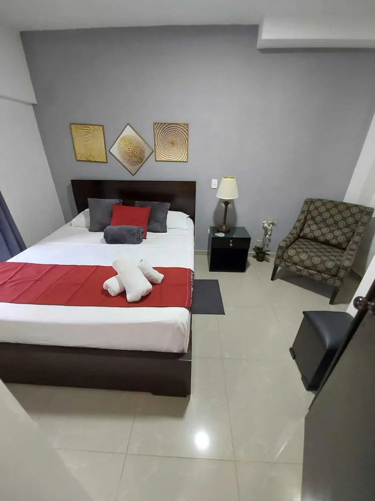 Carrusel Hoteles International hostel Medellín 2