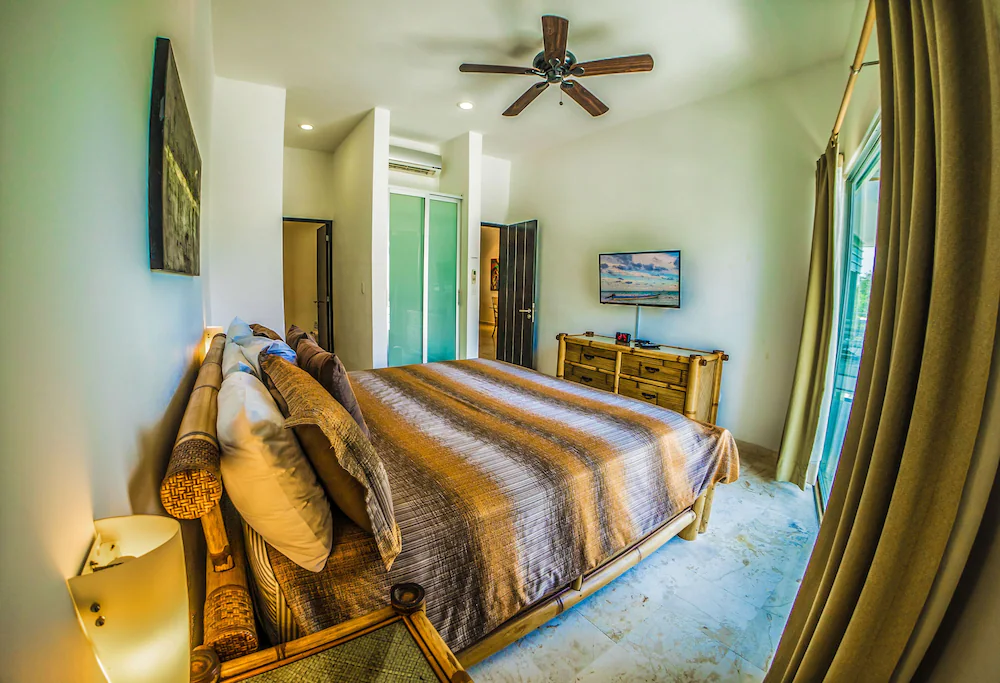 Carrusel Hoteles La Vista Condo Beachside 4
