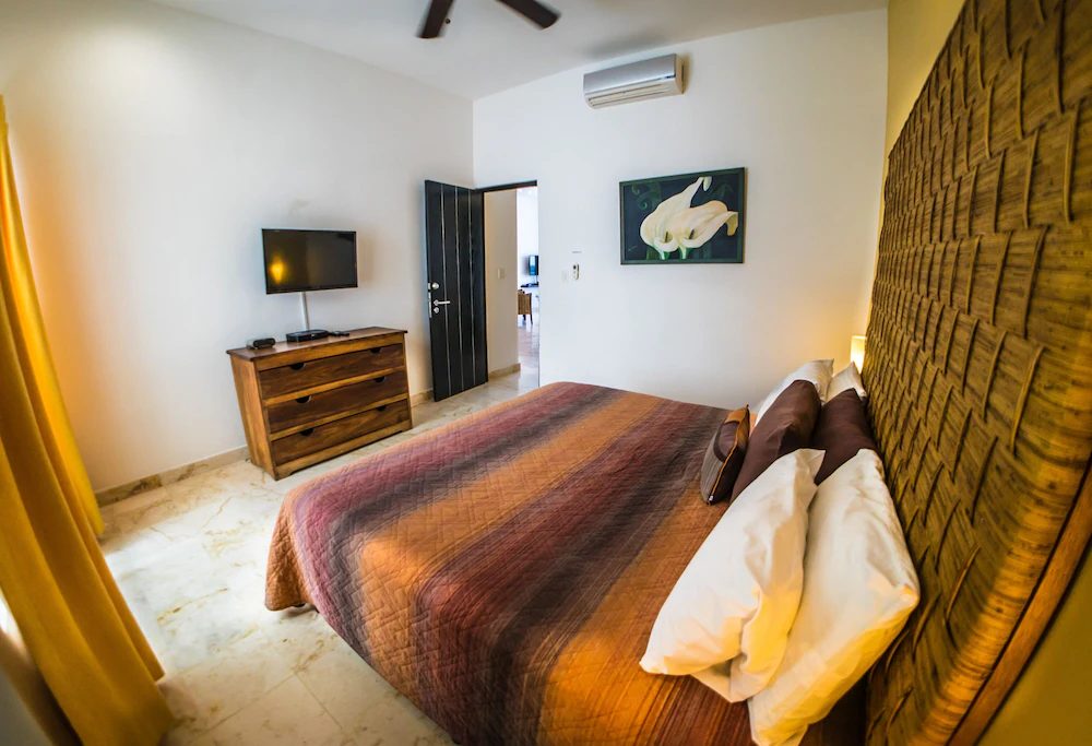 Carrusel Hoteles La Vista Condo Beachside 5