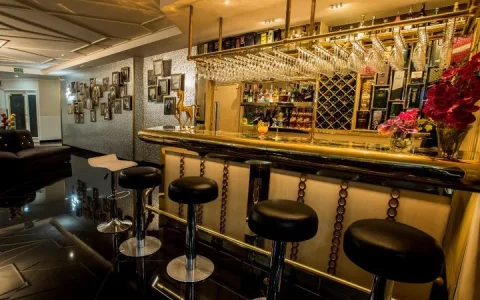 Carrusel Hoteles Lancaster House Suites 5