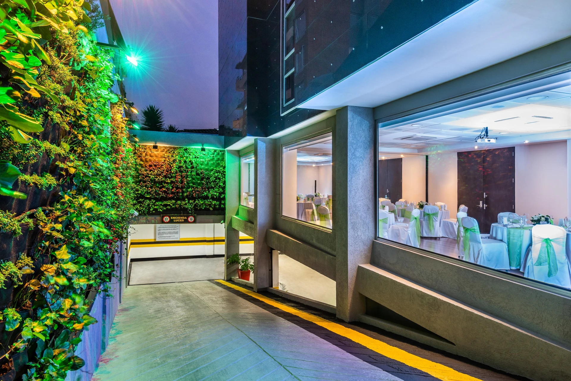 Banner Principal Hoteles One Sixteen Hotel