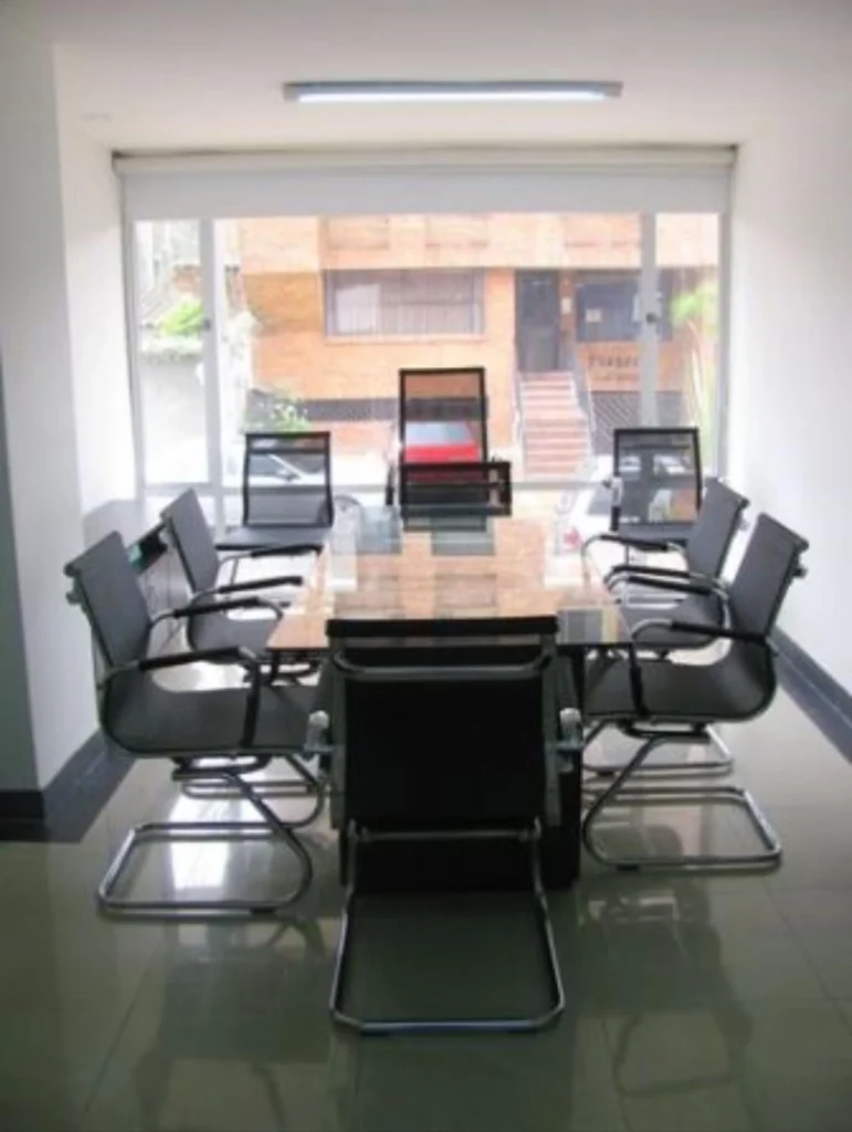 Carrusel Hoteles Regency Suites La feria 3
