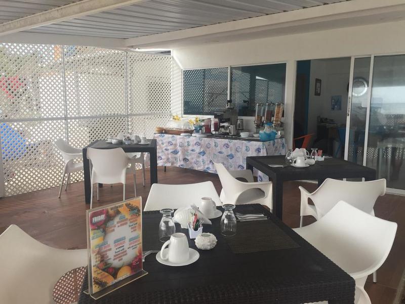 Comedor de San Luis Place by Dorado en San Andrés
