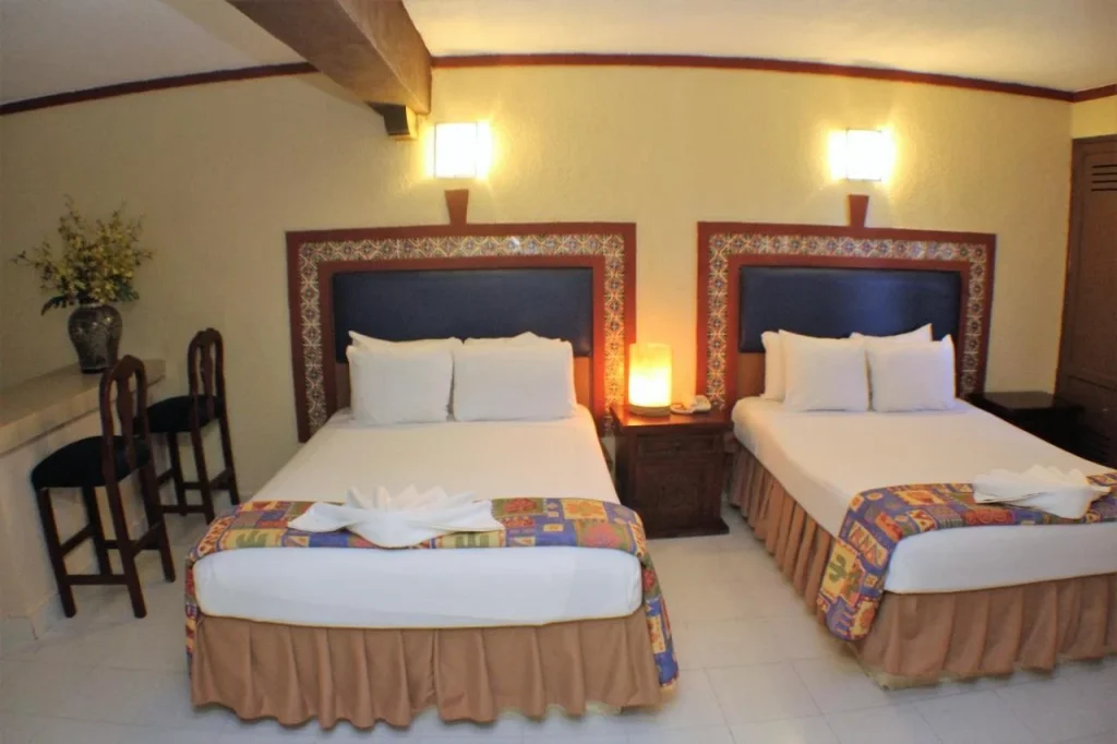 Carrusel Hoteles Suites Cancun Center 2