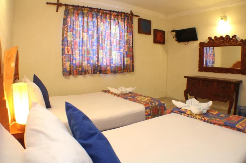 Carrusel Hoteles Suites Cancun Center 4