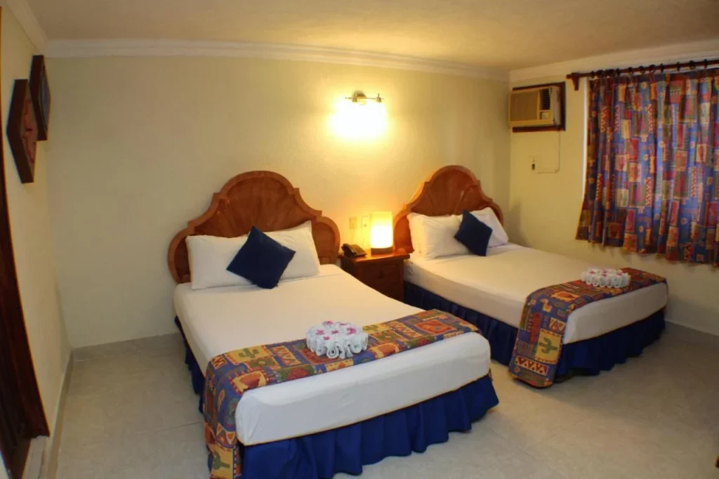 Carrusel Hoteles Suites Cancun Center 5