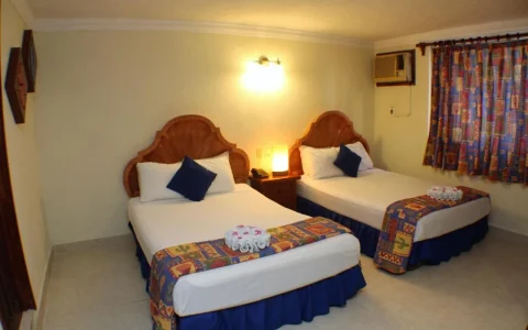 Carrusel Hoteles Suites Cancun Center 5