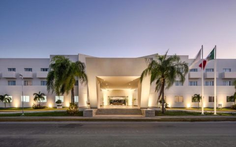 Carrusel Hoteles Wyndham Garden Playa del Carmen 5