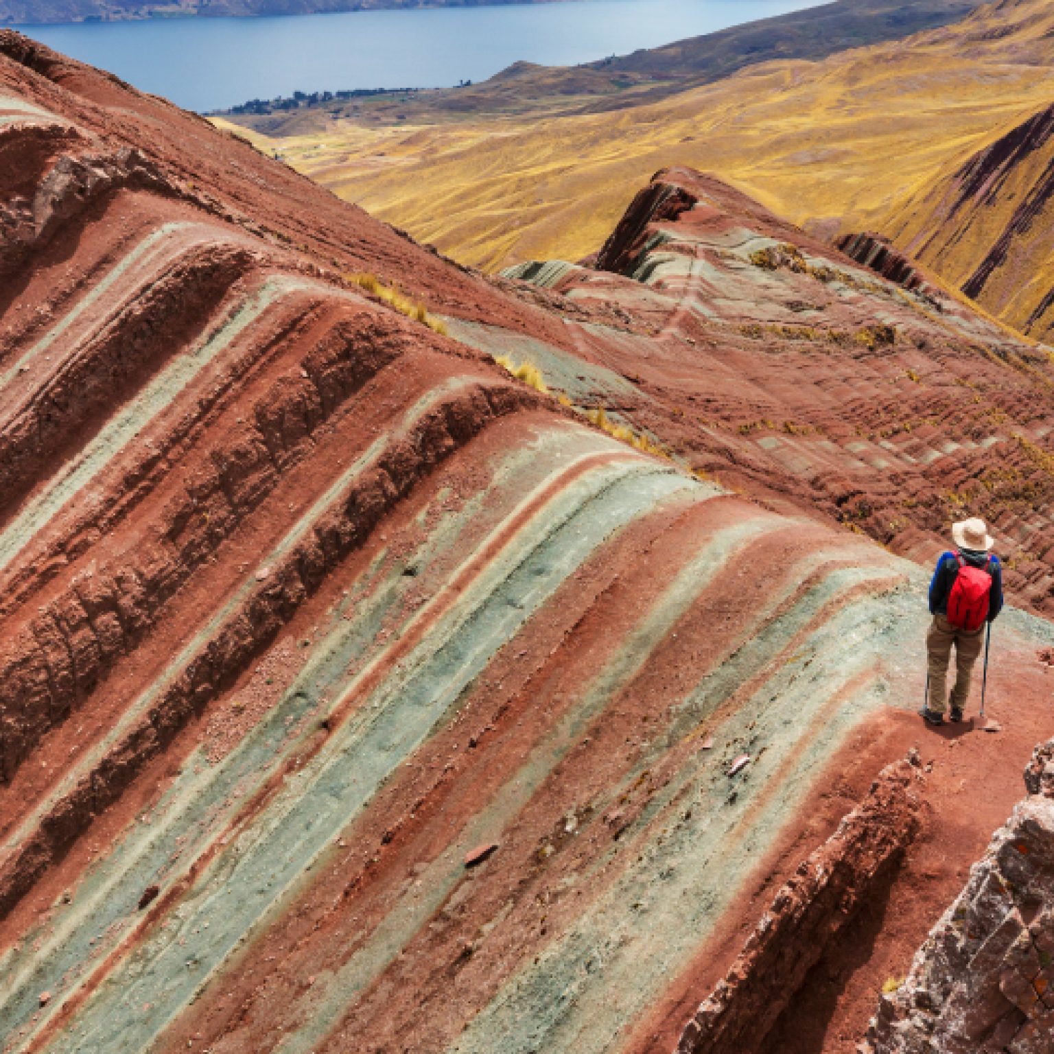 foto_principal_montañas-de-los-7-colores