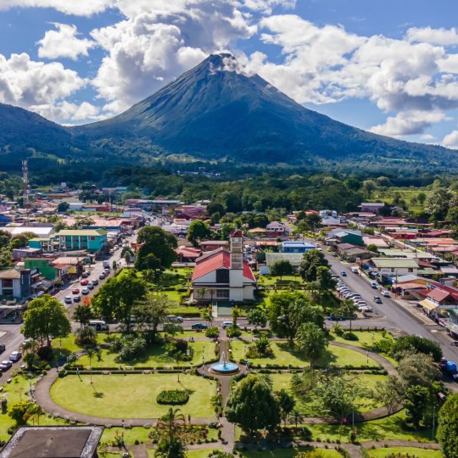 Banner principal de la sección Circuito en Costa Rica: 5 días de Viajes Éxito
