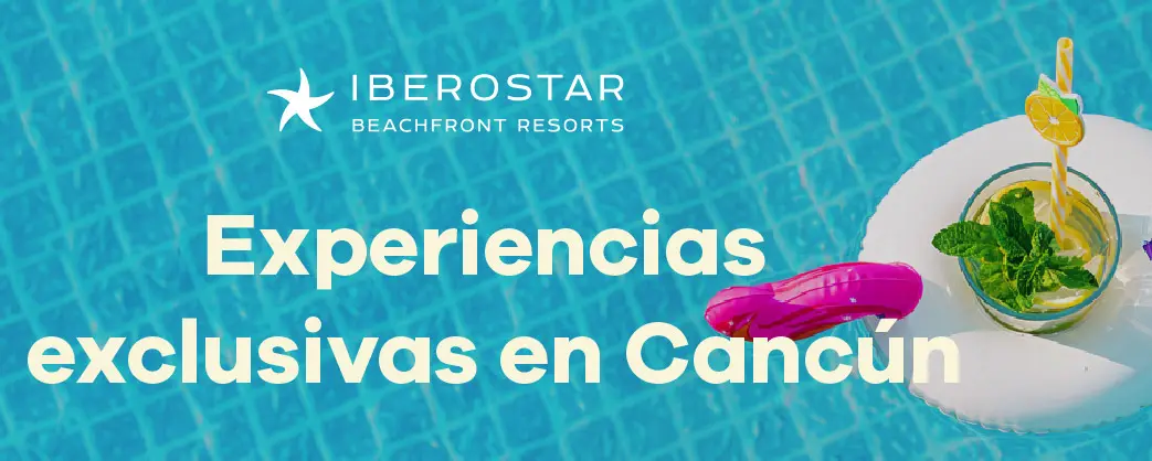 Banner de Iberostar Beachfront Resorts sobre una piscina con flotador y limonada: Experiencias exclusivas en Cancún