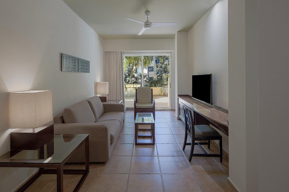 Catalonia Riviera Maya Resort & Spa en Puerto Aventuras: área de sala de estar