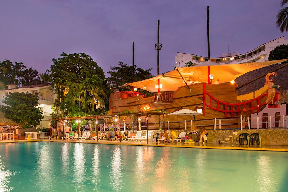 Decameron Galeón en Santa Marta: piscina