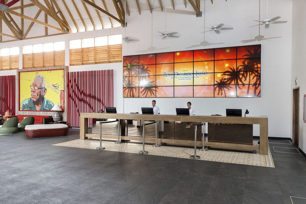 Decameron Isleño en San Andrés: lobby
