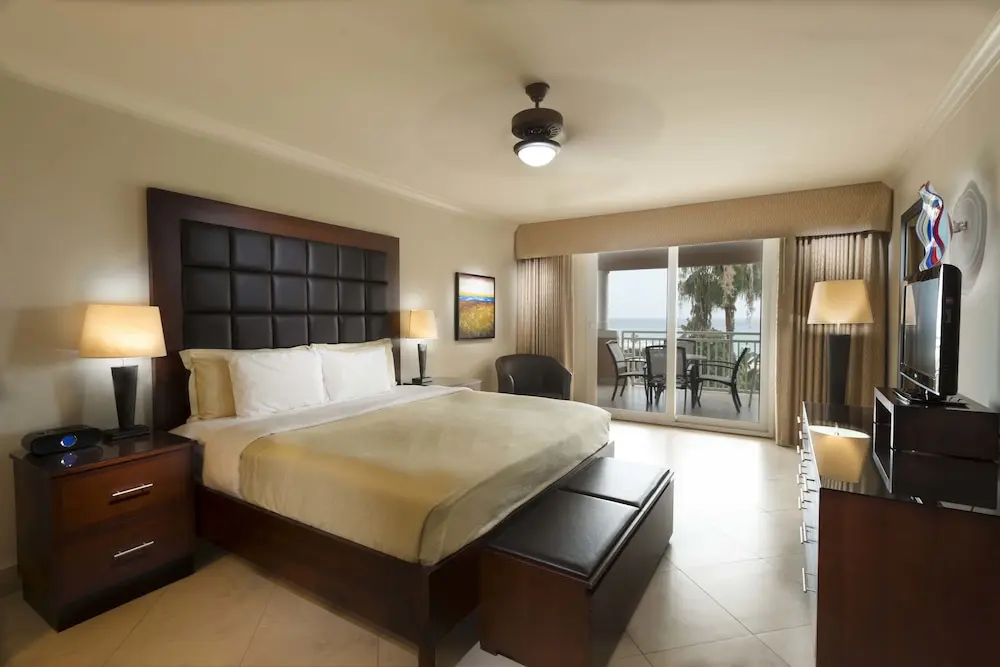 Divi Village Golf & Beach Resort en Aruba: habitación con vista al exterior