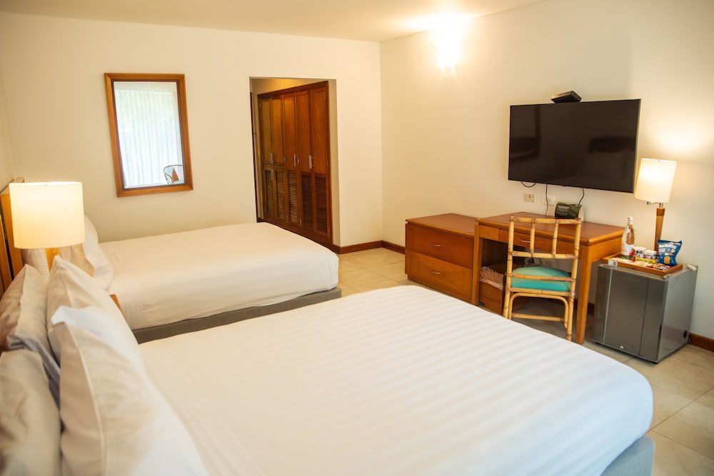 Estelar Santamar Hotel & Centro de Convenciones en Santa Marta: habitación con dos camas