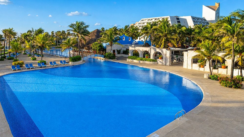 Grand Oasis Cancún: piscina al aire libre