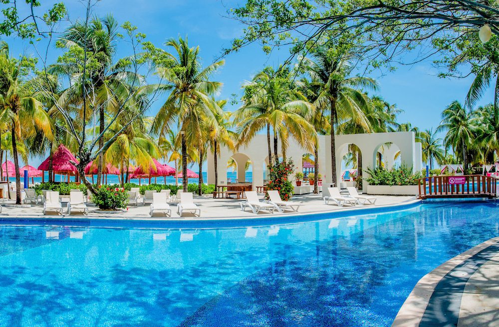 Grand Oasis Palm en Cancún: piscina