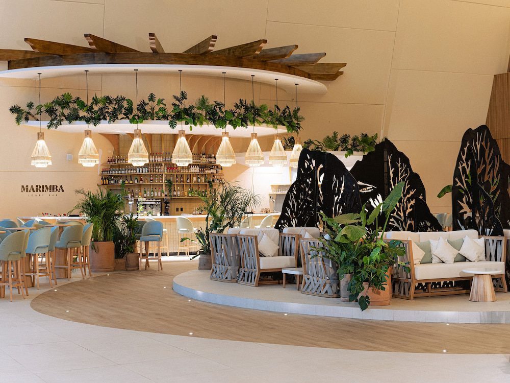 Grand Sirenis Riviera Maya Resort & Spa en Akumal: bar en el lobby