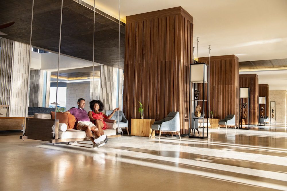Hyatt Zilara Cap Cana en Punta Cana: sala de estar en el lobby