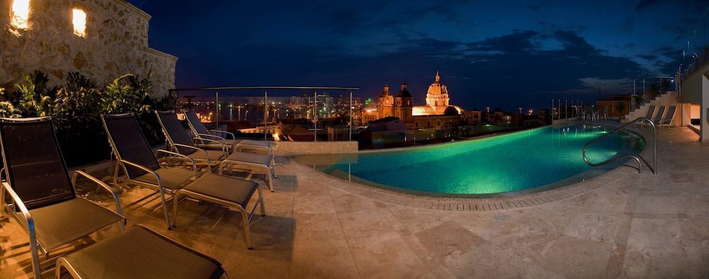 Movich Hotel Cartagena de Indias: piscina