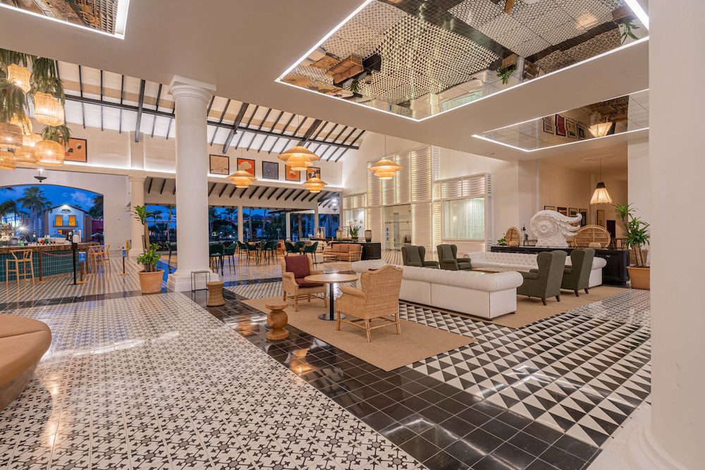 Ocean Blue & Sand en Punta Cana: lobby