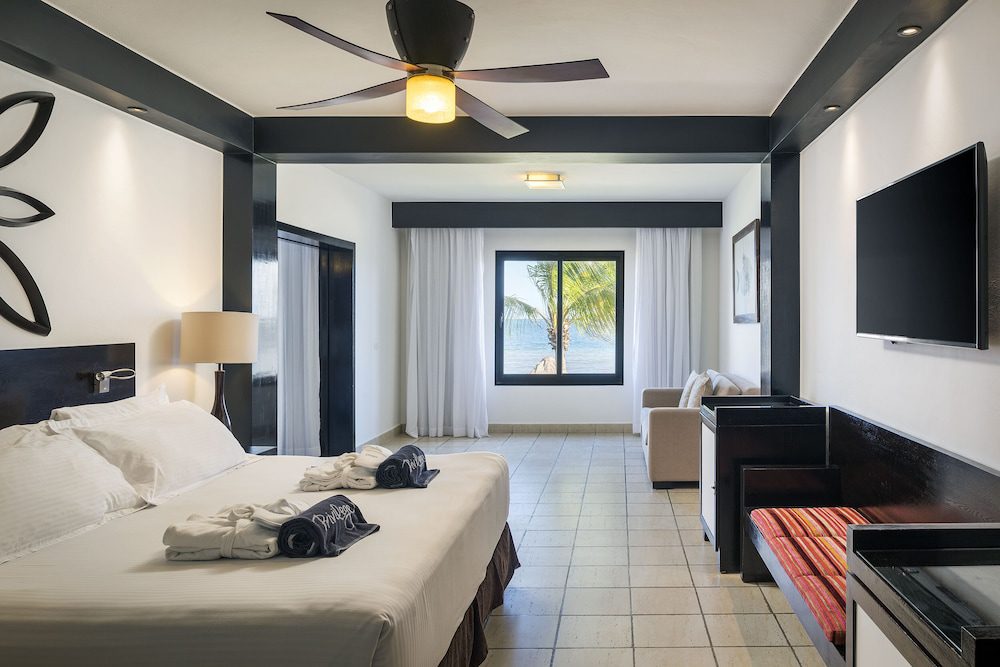 Ocean Coral Riviera Cancún en Puerto Morelos: habitación