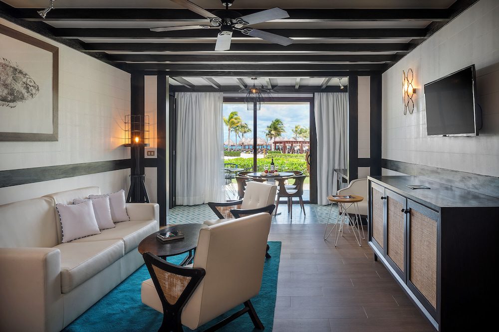 Ocean Riviera Paradise en Playa del Carmen: área de sala de estar