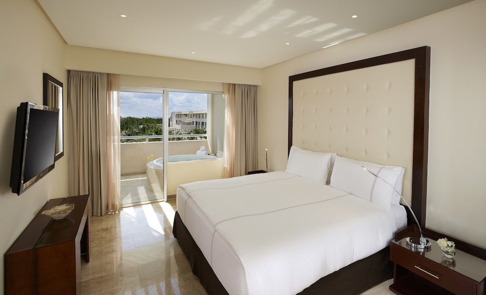 Paradisus La Perla en Playa del Carmen: vista del hotel