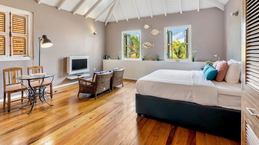 Pietermaai Boutique Hotel en Curazao: habitación tipo loft con sala