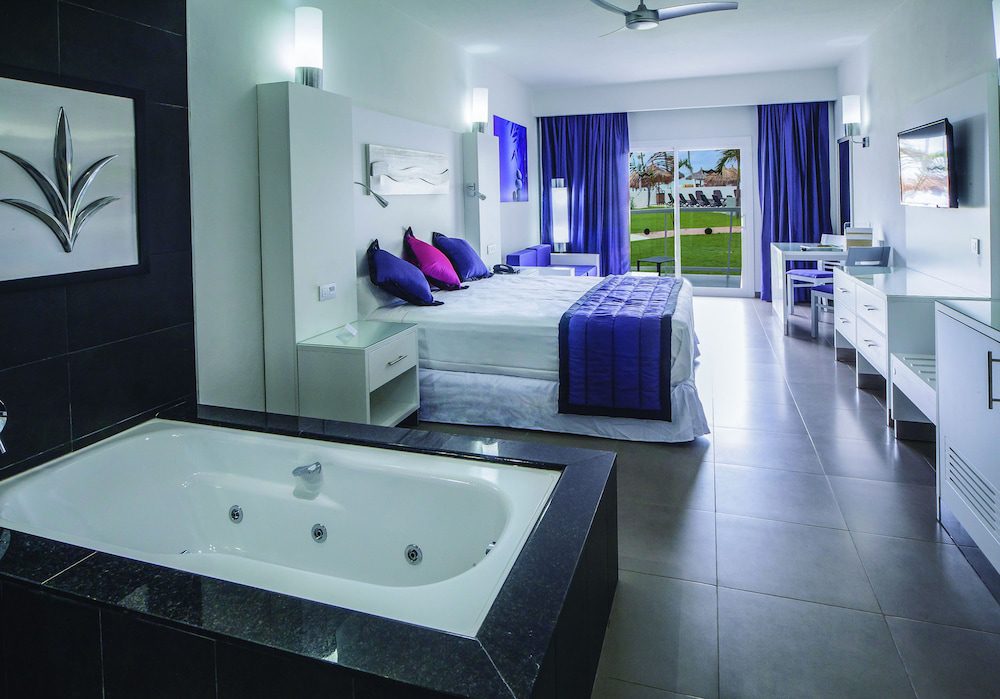 Riu Palace Antillas en Aruba: habitación con bañera de hidromasaje