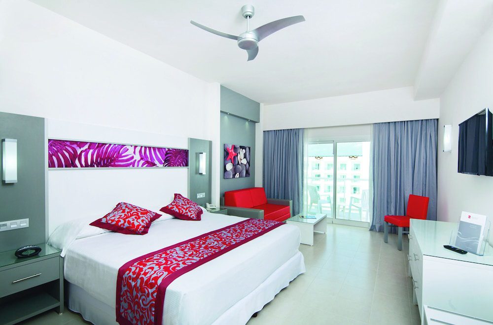 Riu Playa Blanca en Panamá: habitación con cama doble