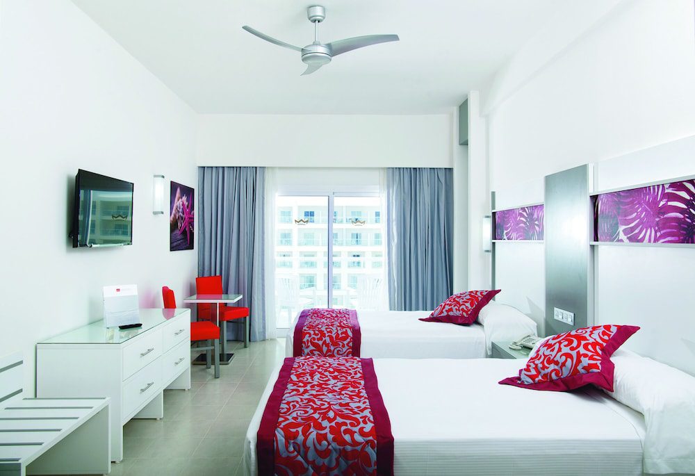 Riu Playa Blanca en Panamá: habitación con dos camas