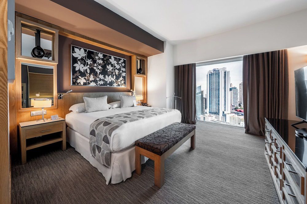 Riu Plaza Panamá en Panamá: habitación con cama doble