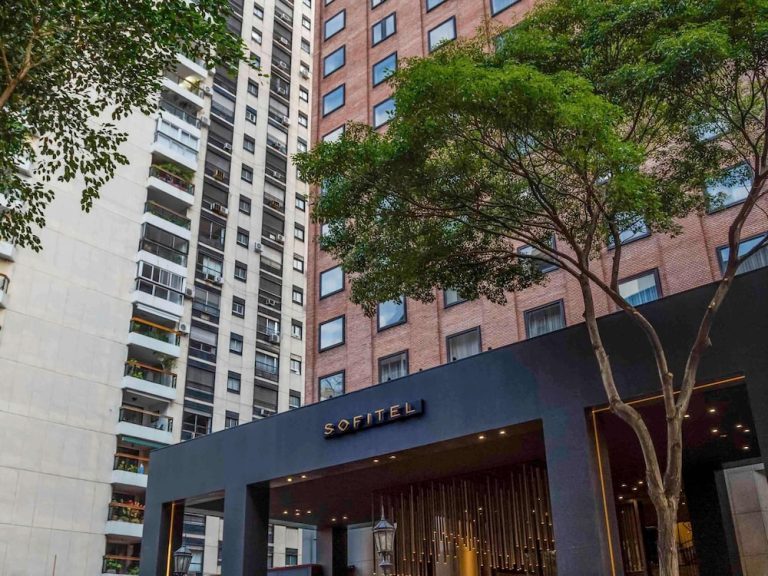 Sofitel Buenos Aires Recoleta en Buenos Aires: entrada del hotel en Recoleta