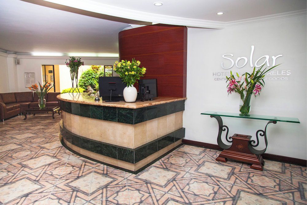 Solar Hotel Casa Laureles en Medellín: recepción
