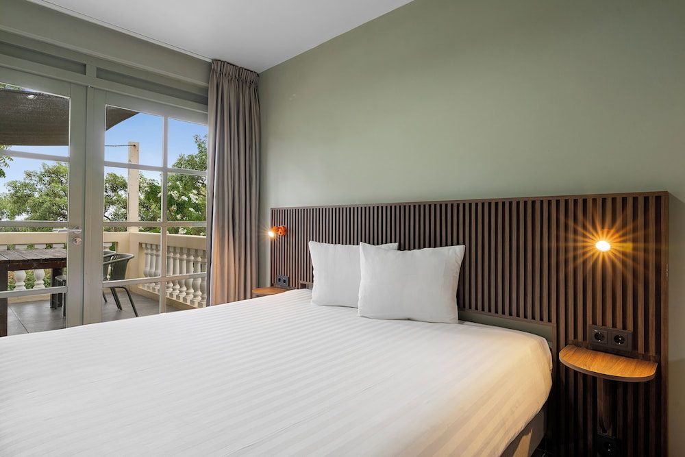 Sonesta Hotels & Resorts Livingstone Curacao en Curazao: habitación con cama doble