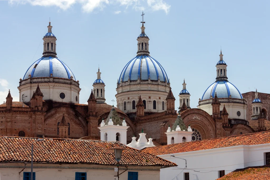 Catedral Nueva de la Inmaculada Concepción en Cuenca, Ecuador