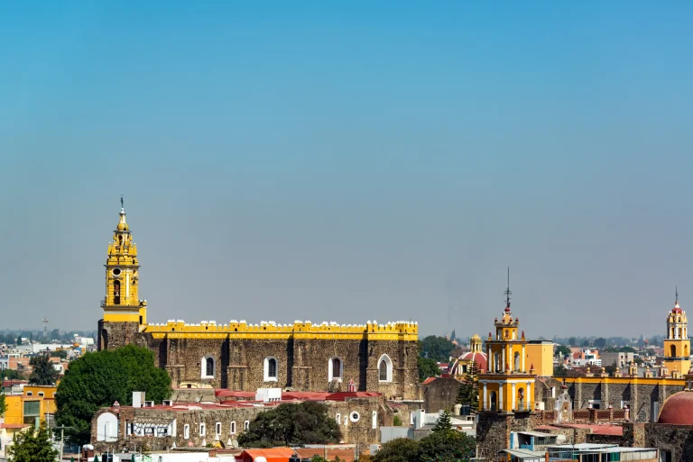 Convento franciscano y templos coloniales del estado de Puebla, México, donde se ubica el pueblo mágico de Cuetzalan