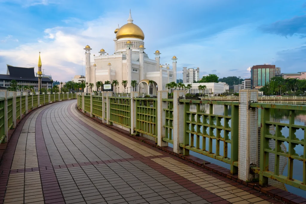 Mezquita Omar Ali Saifuddien en Bandar Seri Begawan, Brunéi